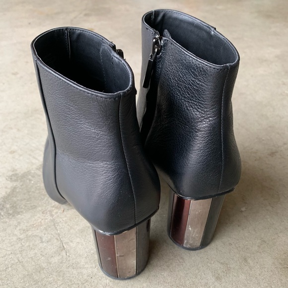 Zara Metallic Round Heeled Black Leather Ankle Zip-up Boots Size 7.5 Womens 38 - Picture 3 of 5